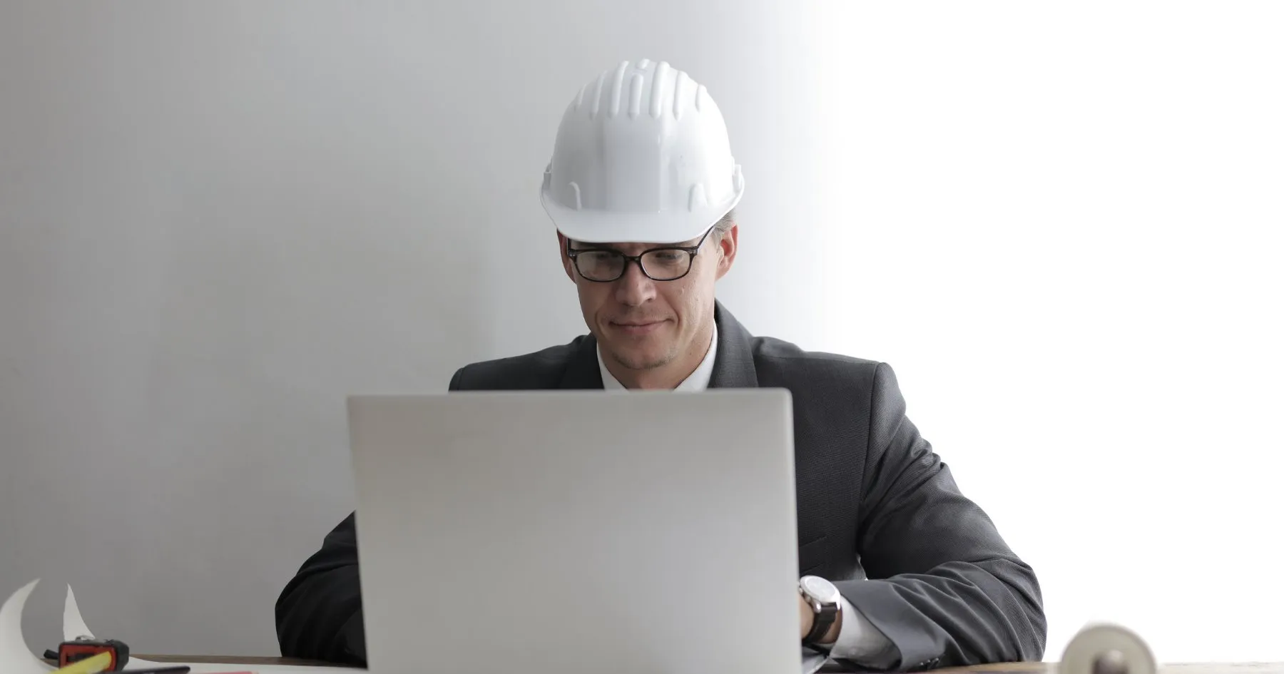 KI-Recherche für Ingenieure: 200 Papers in Minuten